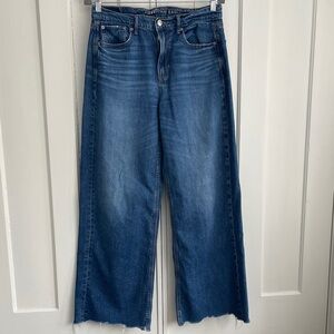 American Eagle Super High Rise Baggy Wide Leg Jeans Women’s Size 8 Soft Summer